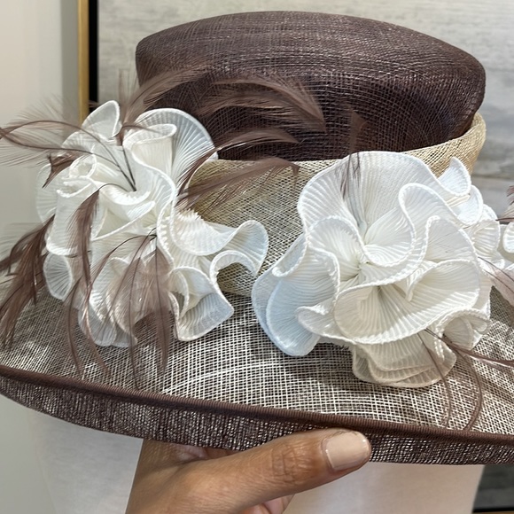 Hat - Picture 2 of 9